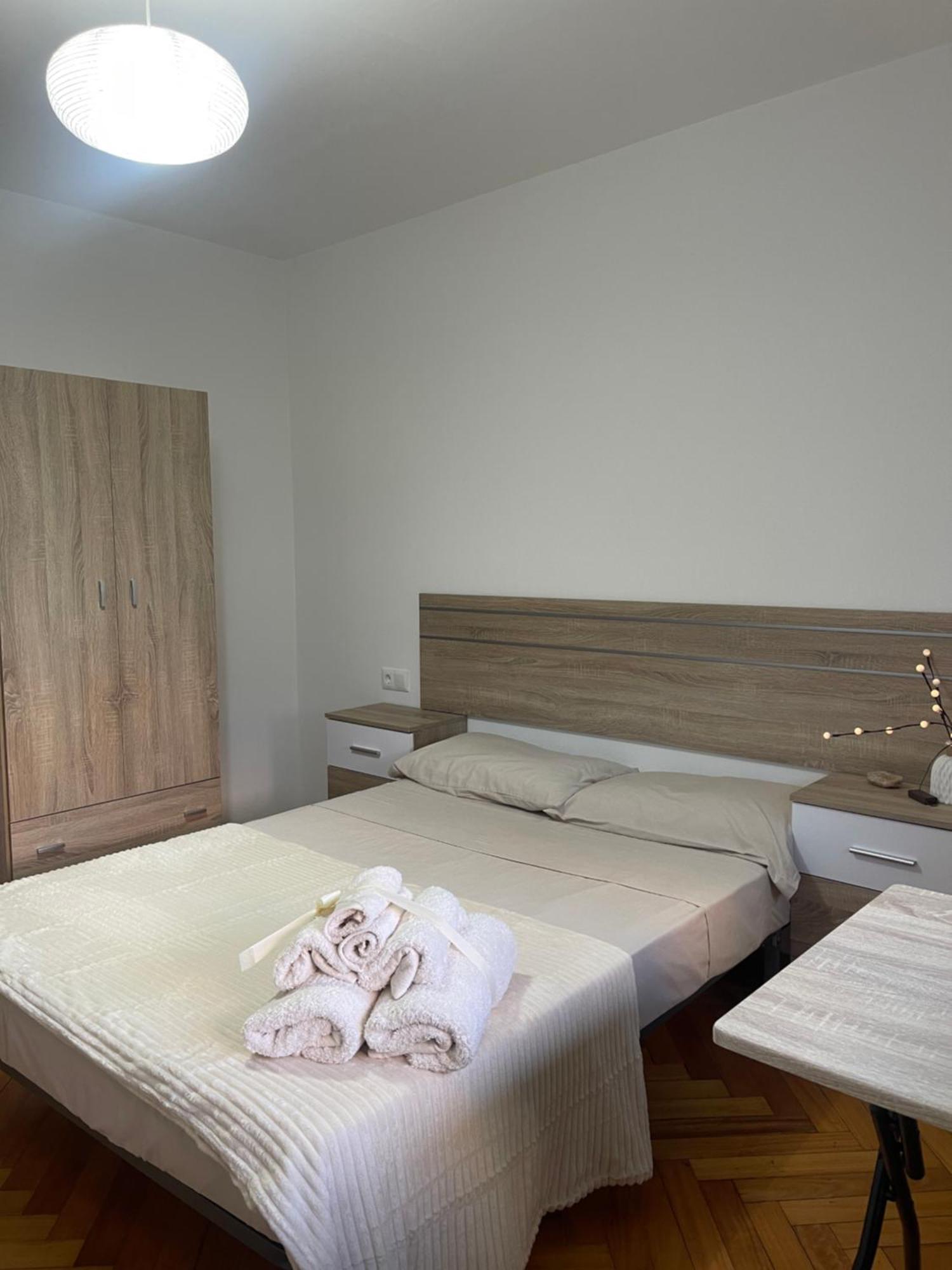 Disfruta De Exclusiva Habitacion Privada, A 5 Minutos De La Playa Vigo Esterno foto