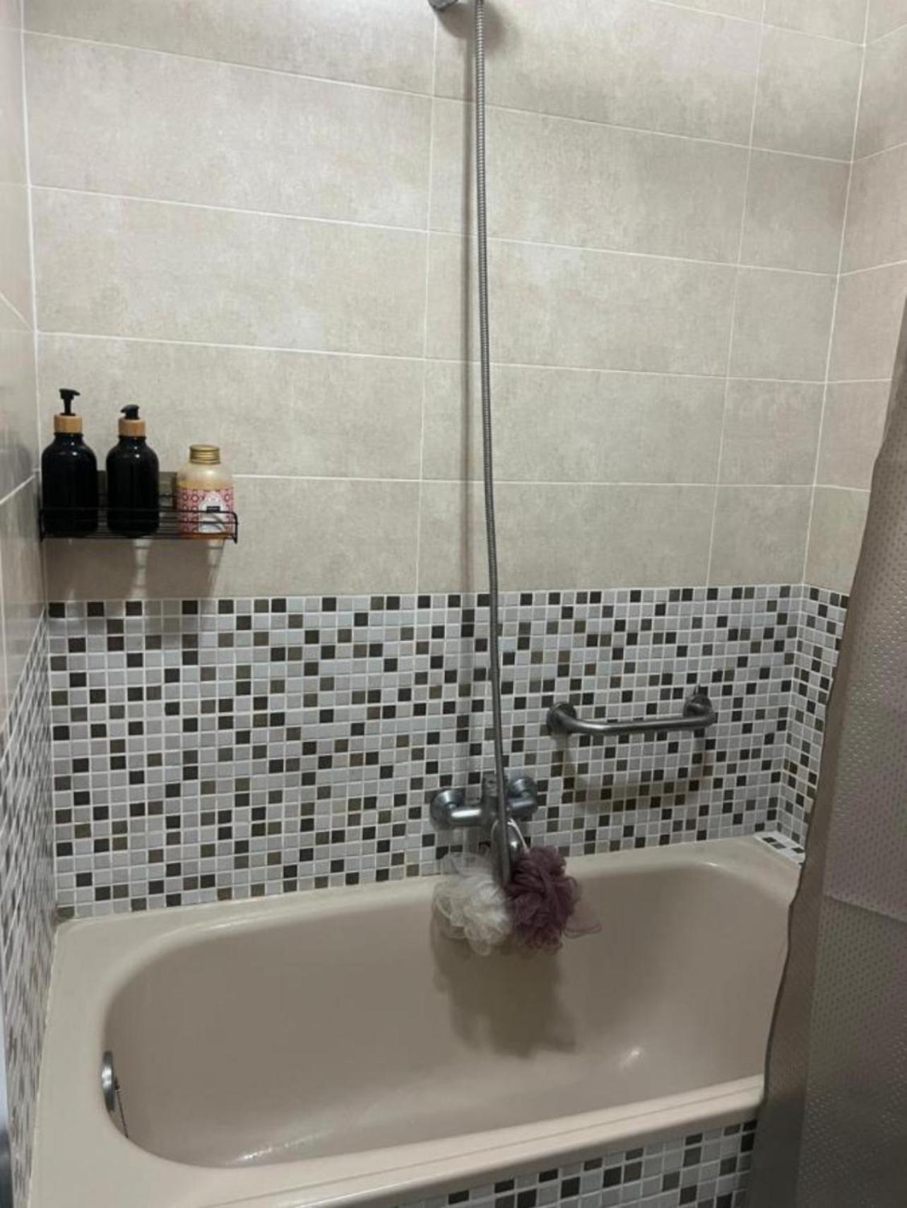 Disfruta De Exclusiva Habitacion Privada, A 5 Minutos De La Playa Vigo Esterno foto